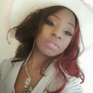 Meet your Posher, Chantelle